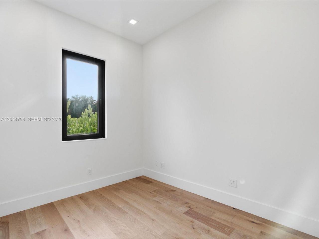 2 Sunset Ln , Lauderdale by the Sea, FL 33062 Photo