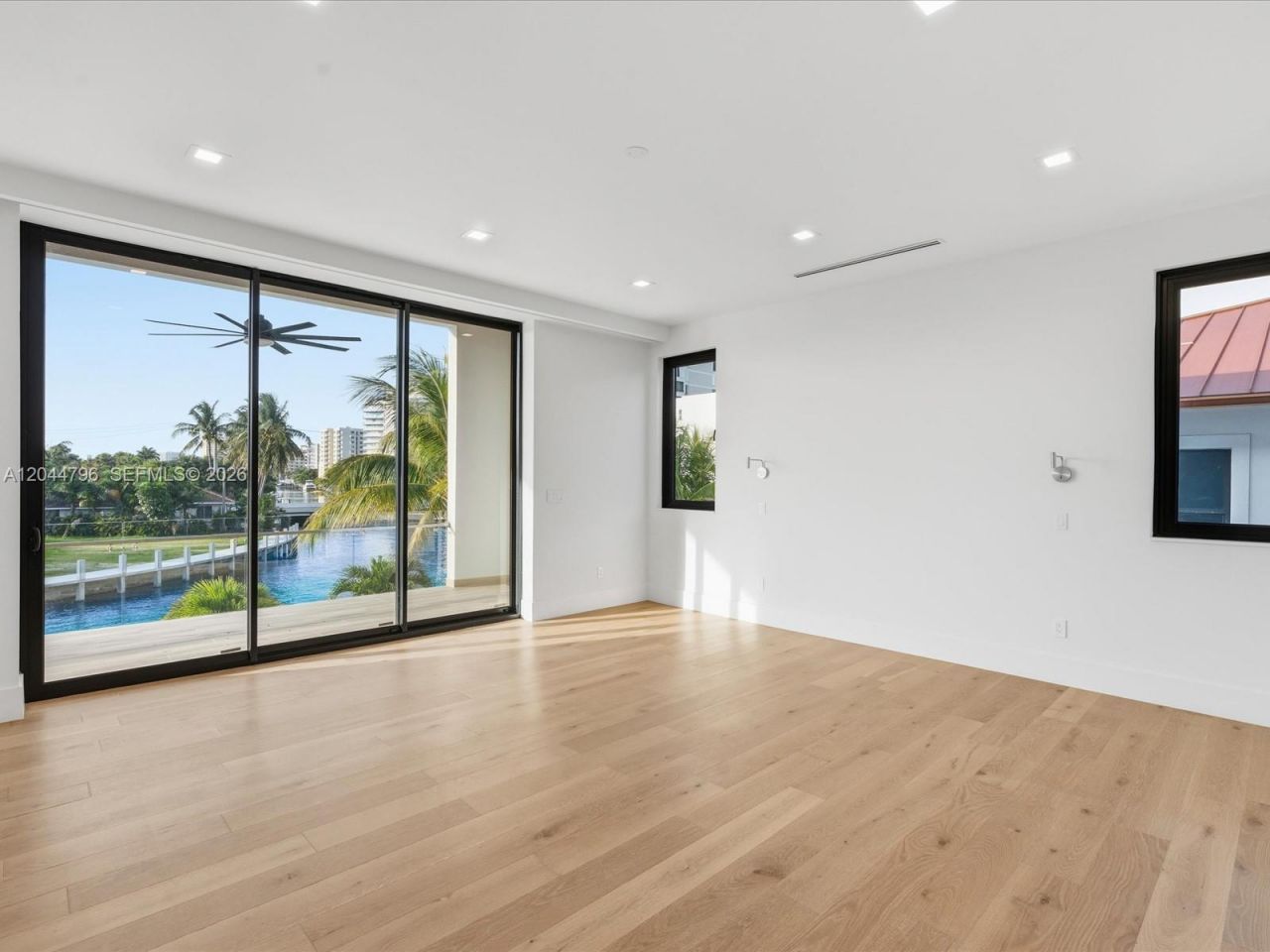 2 Sunset Ln , Lauderdale by the Sea, FL 33062 Photo