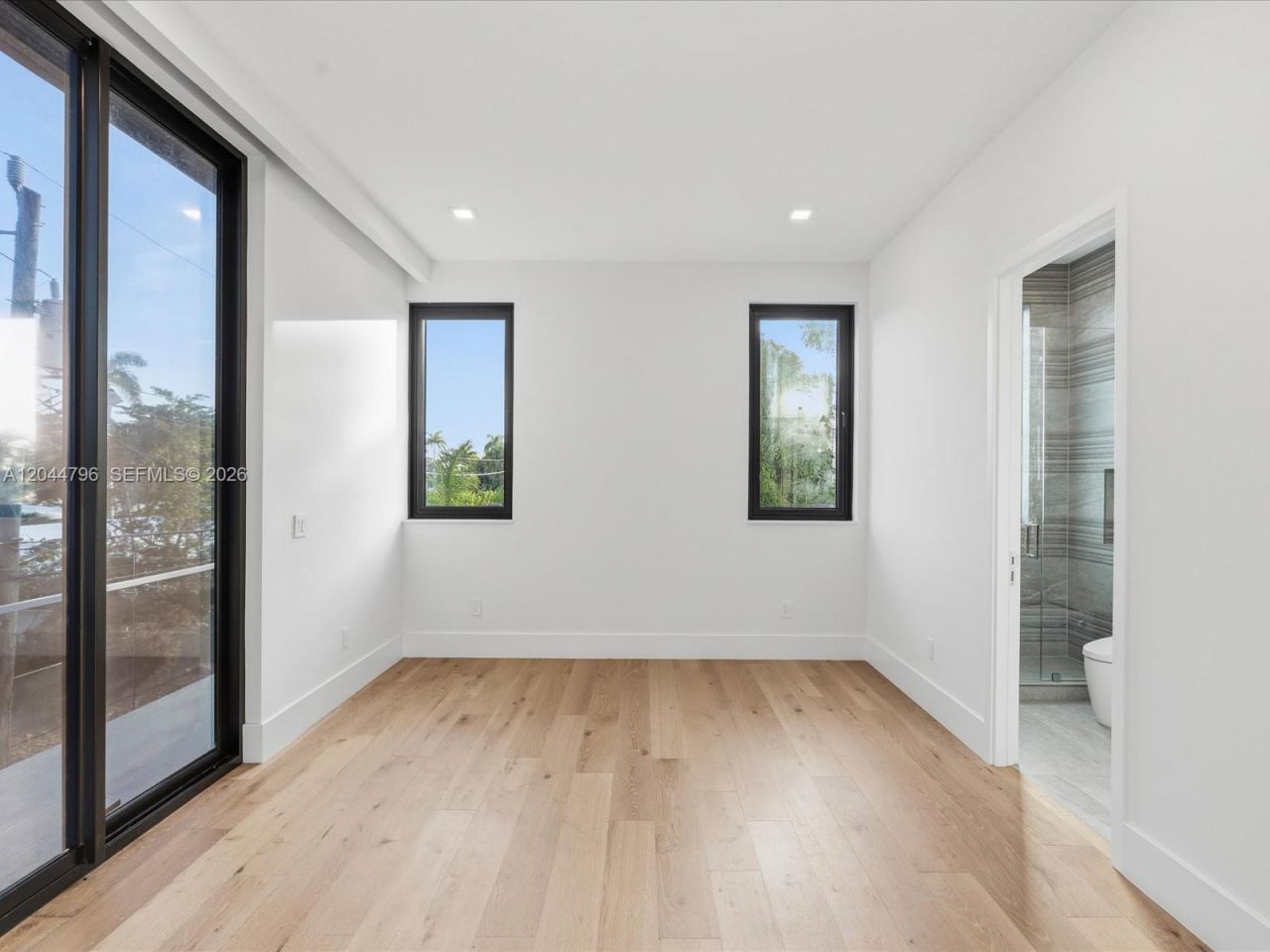 2 Sunset Ln , Lauderdale by the Sea, FL 33062 Photo