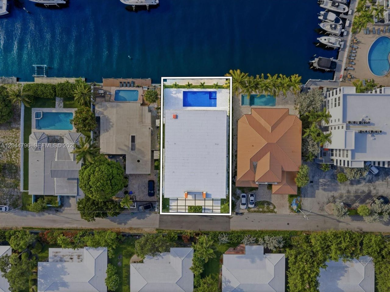 2 Sunset Ln , Lauderdale by the Sea, FL 33062 Photo