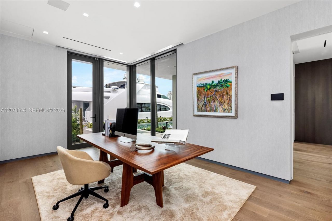 1400 W Lake Dr , Fort Lauderdale, FL 33316 Photo