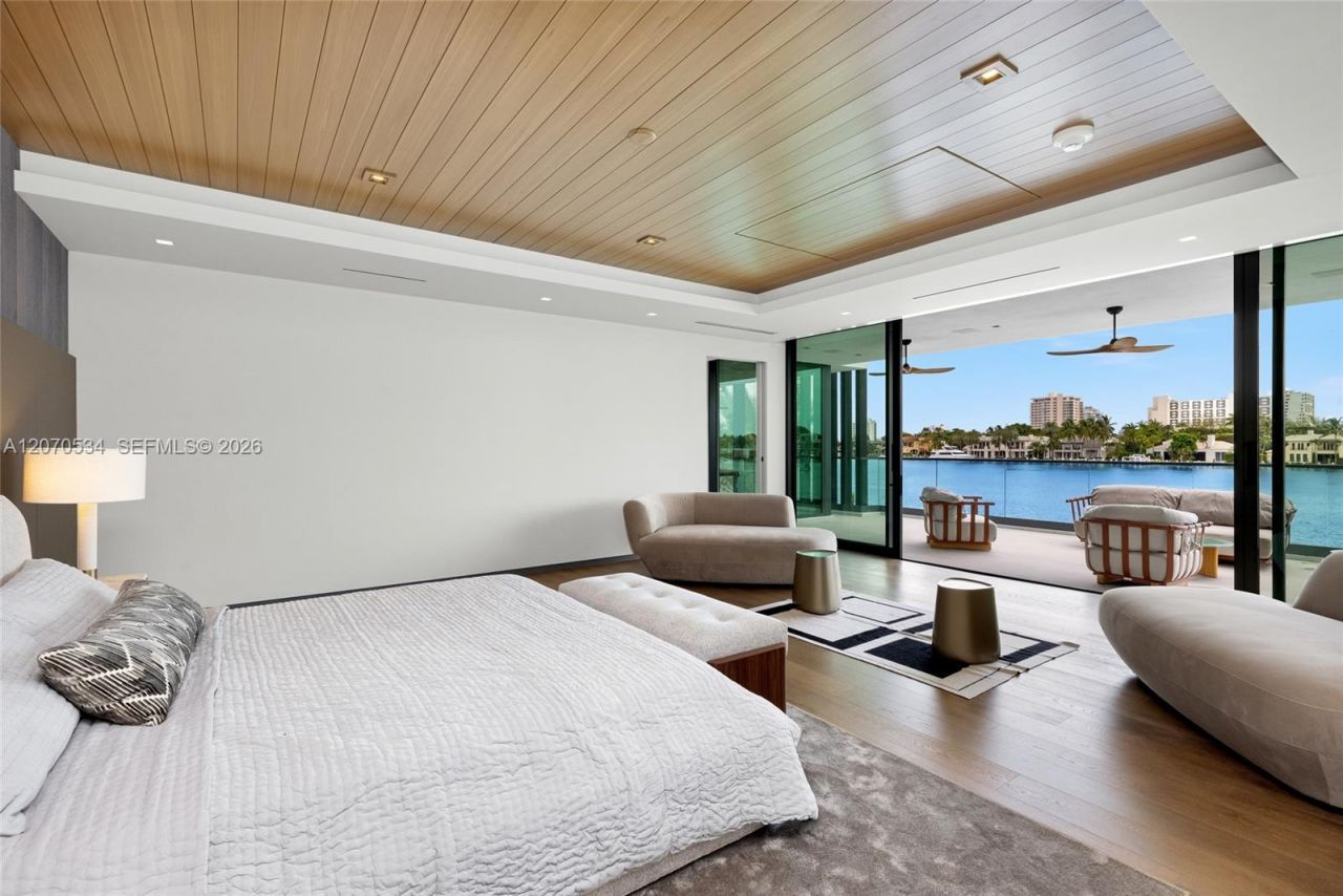 1400 W Lake Dr , Fort Lauderdale, FL 33316 Photo