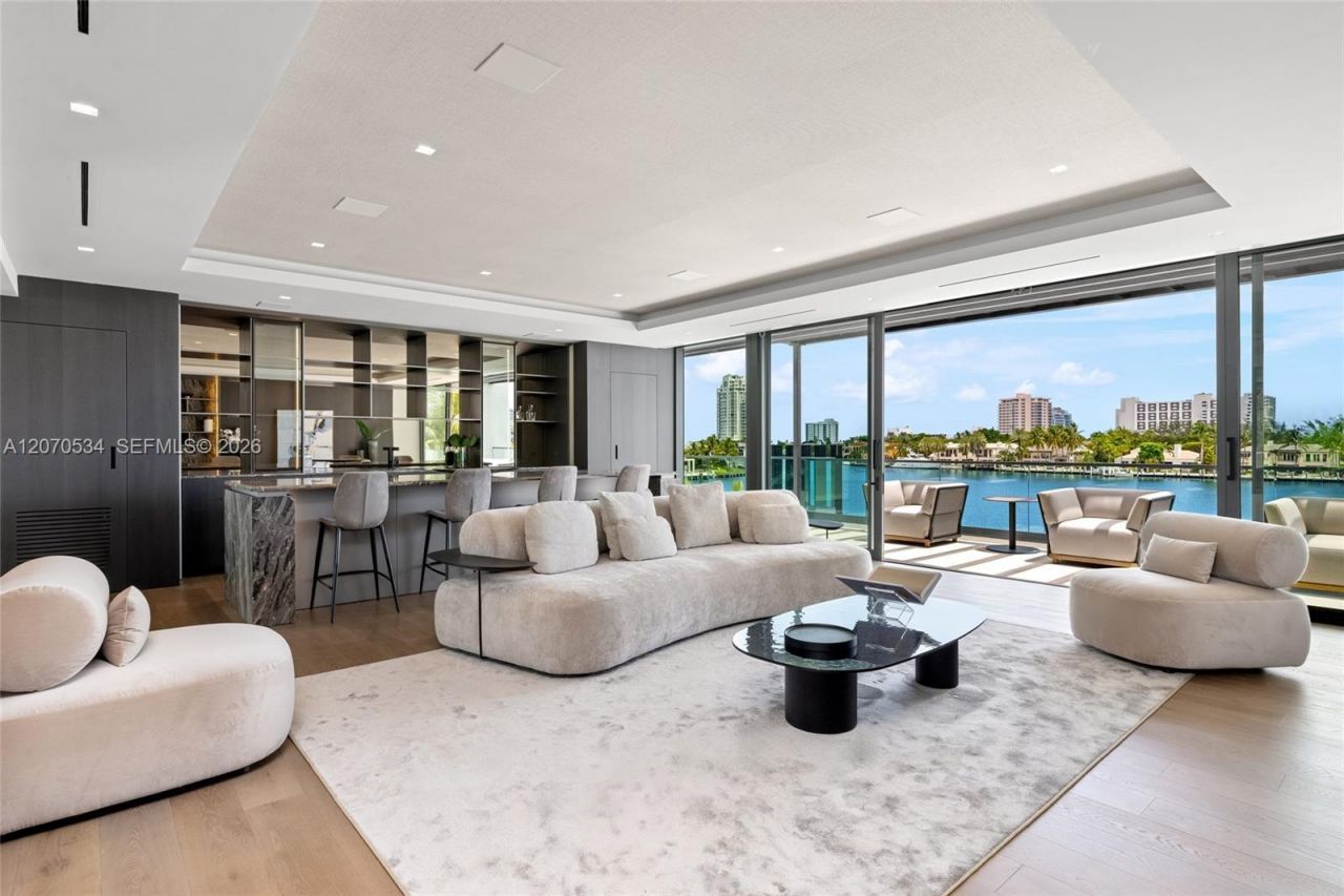1400 W Lake Dr , Fort Lauderdale, FL 33316 Photo