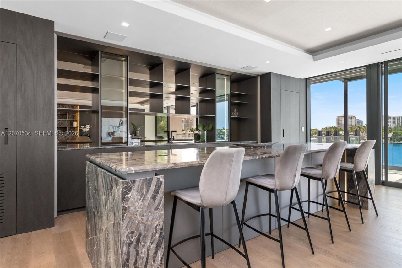 1400 W Lake Dr , Fort Lauderdale, FL 33316 Photo