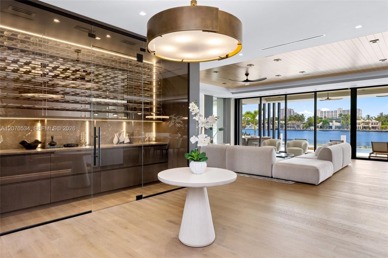 1400 W Lake Dr , Fort Lauderdale, FL 33316 Photo