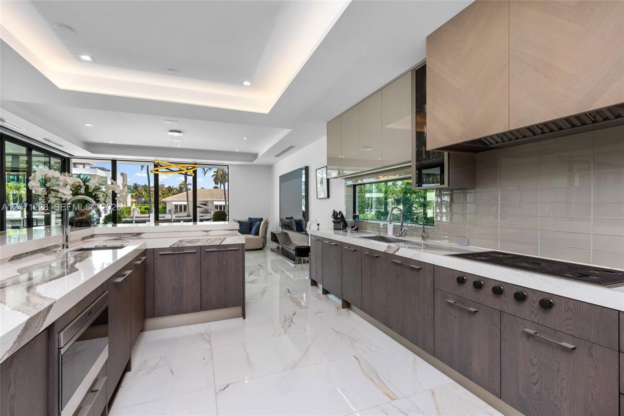 2519 Lucille Dr, Fort Lauderdale, FL 33316 Photo