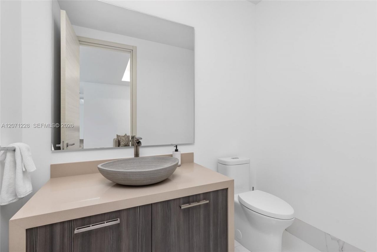2519 Lucille Dr, Fort Lauderdale, FL 33316 Photo