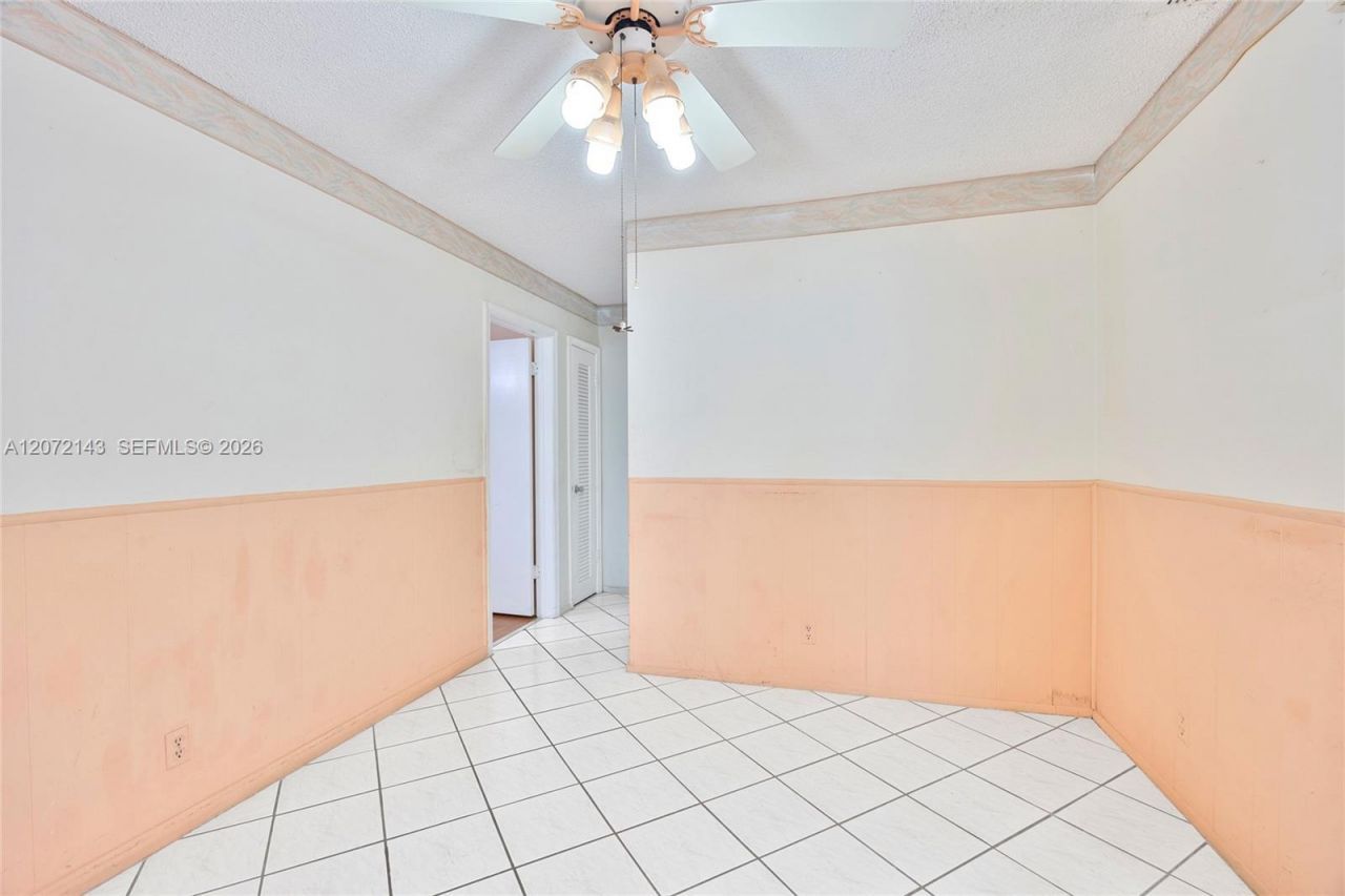 7102 NW 71st St, Tamarac, FL 33321 Photo