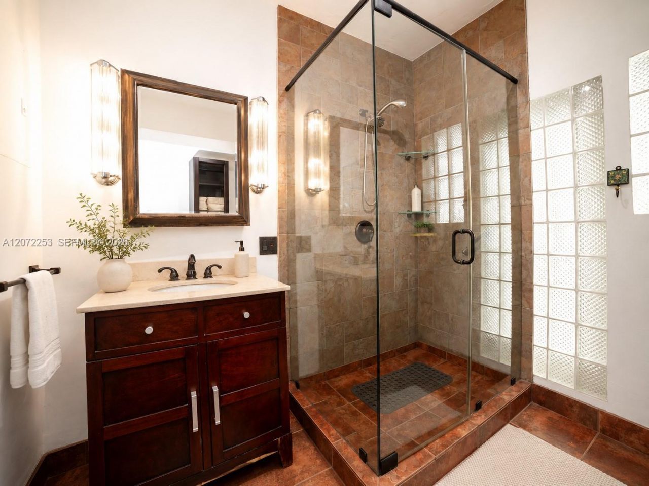 1145 Meridian Ave , Unit 9, Miami Beach, FL 33139 Photo