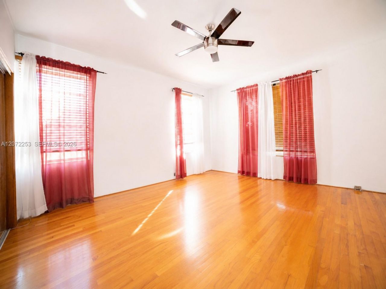 1145 Meridian Ave , Unit 9, Miami Beach, FL 33139 Photo