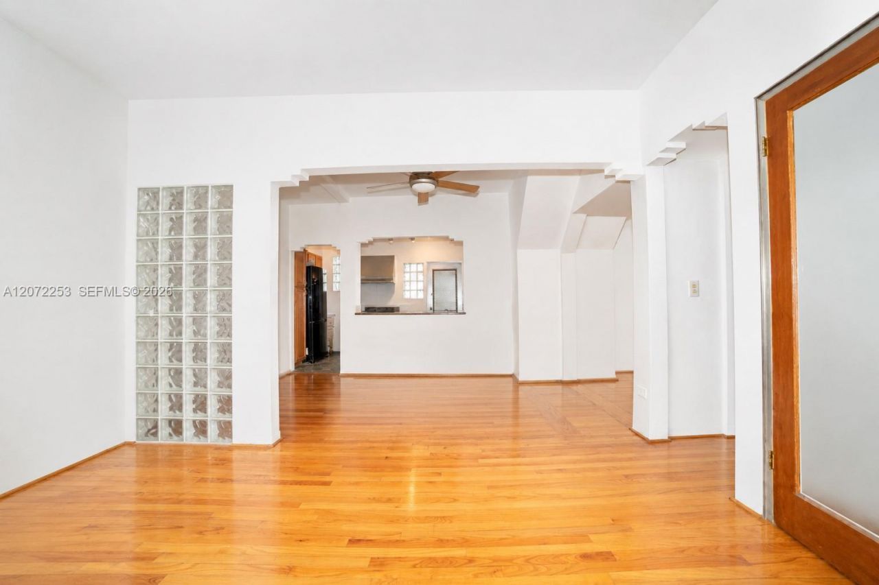 1145 Meridian Ave , Unit 9, Miami Beach, FL 33139 Photo