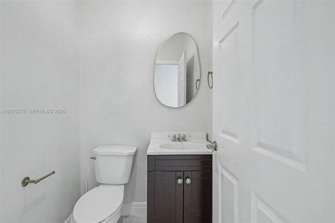 2945 Coconut Ave, Unit 3, Miami, FL 33133 Photo