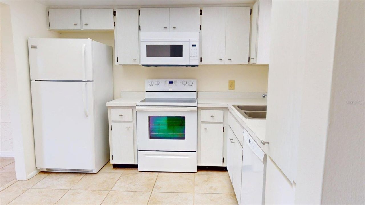 1213 Glen Oaks Drive E, Sarasota, FL 34232 Photo