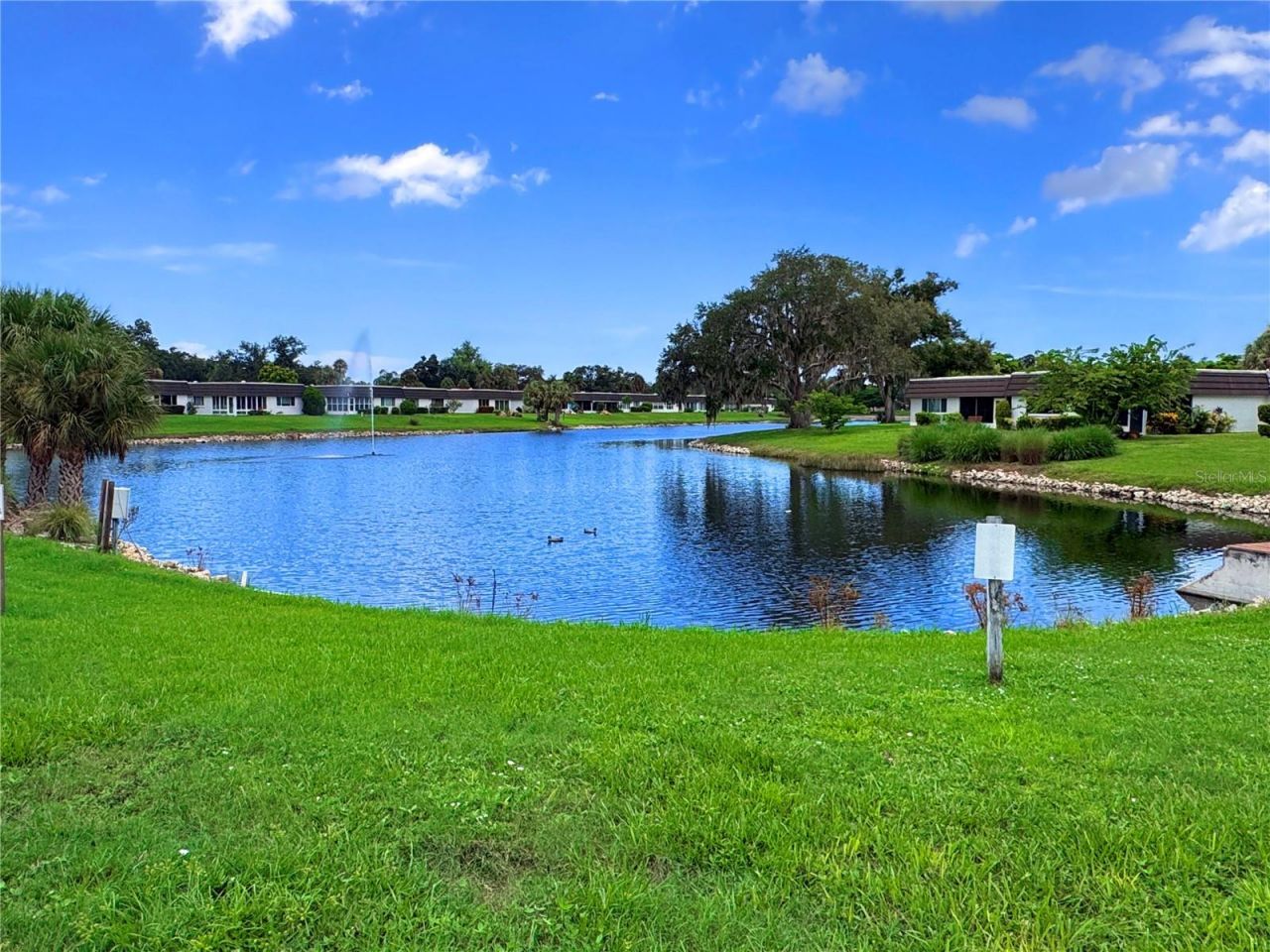 1213 Glen Oaks Drive E, Sarasota, FL 34232 Photo