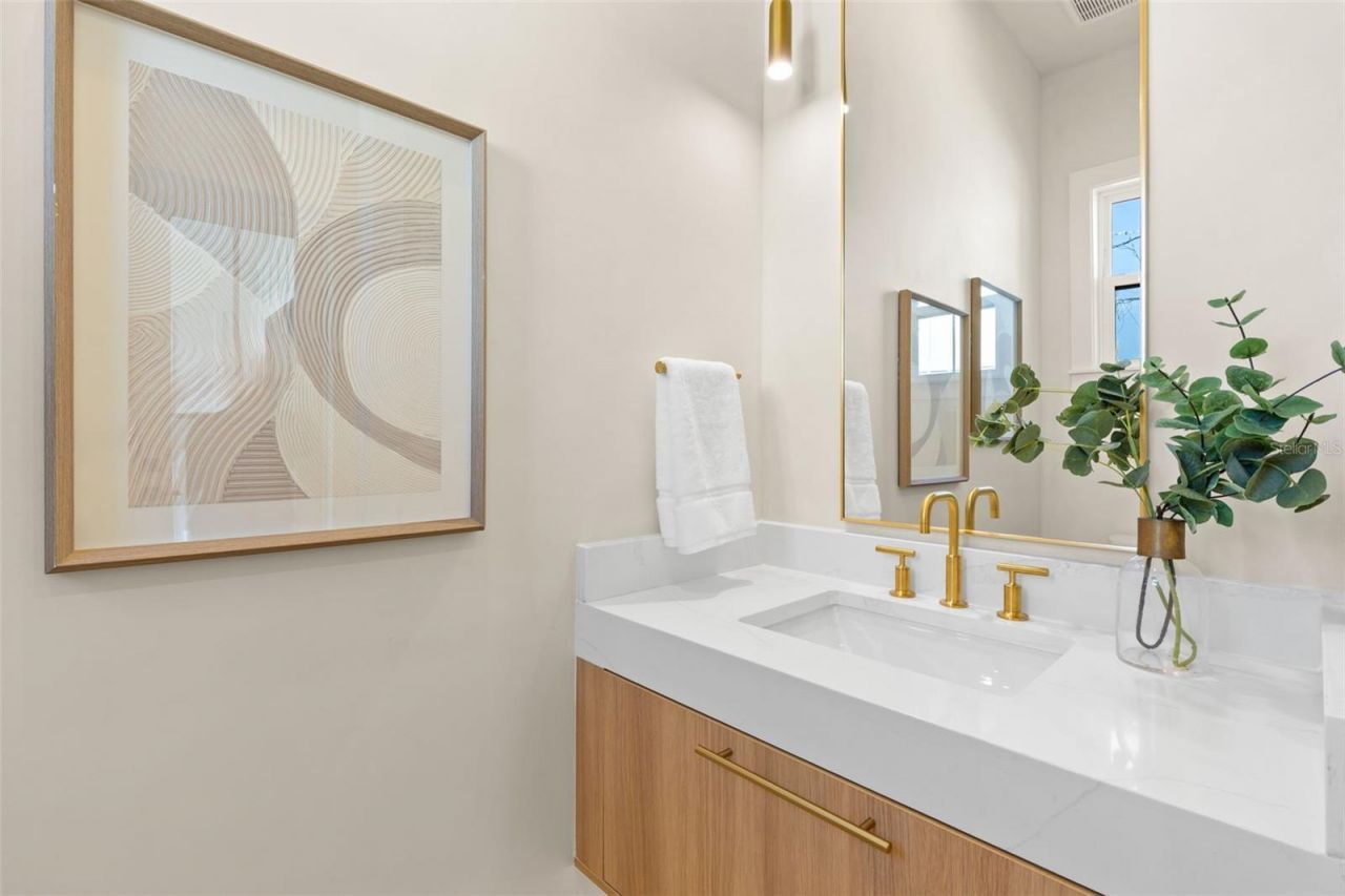 2828 13th Street N, Saint Petersburg, FL 33704 Photo