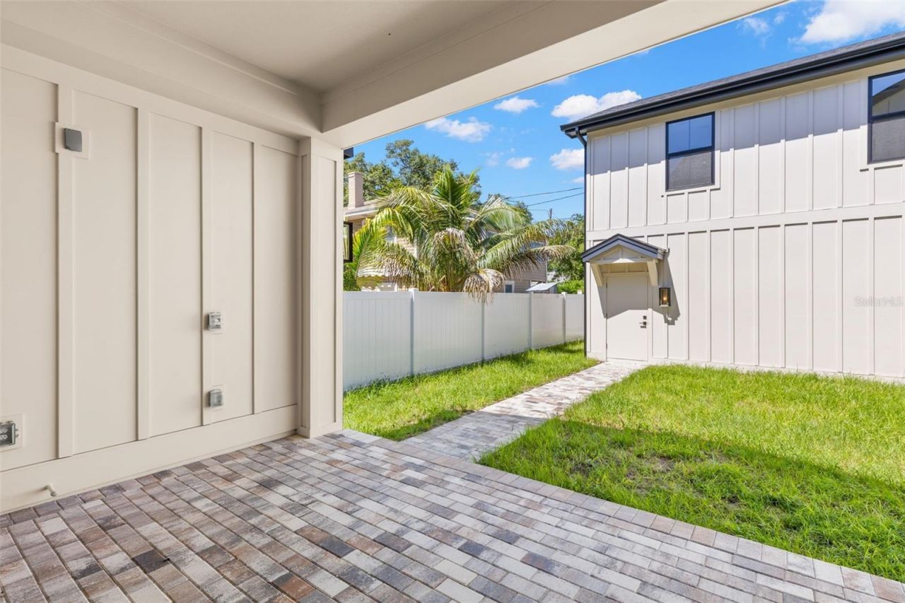2828 13th Street N, Saint Petersburg, FL 33704 Photo