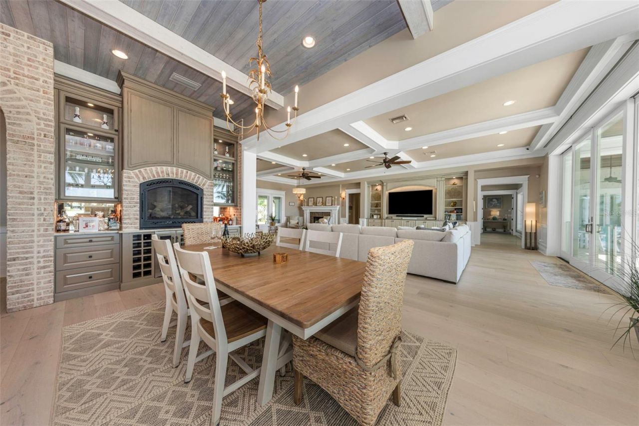 1744 Santa Barbara Drive, Dunedin, FL 34698 Photo