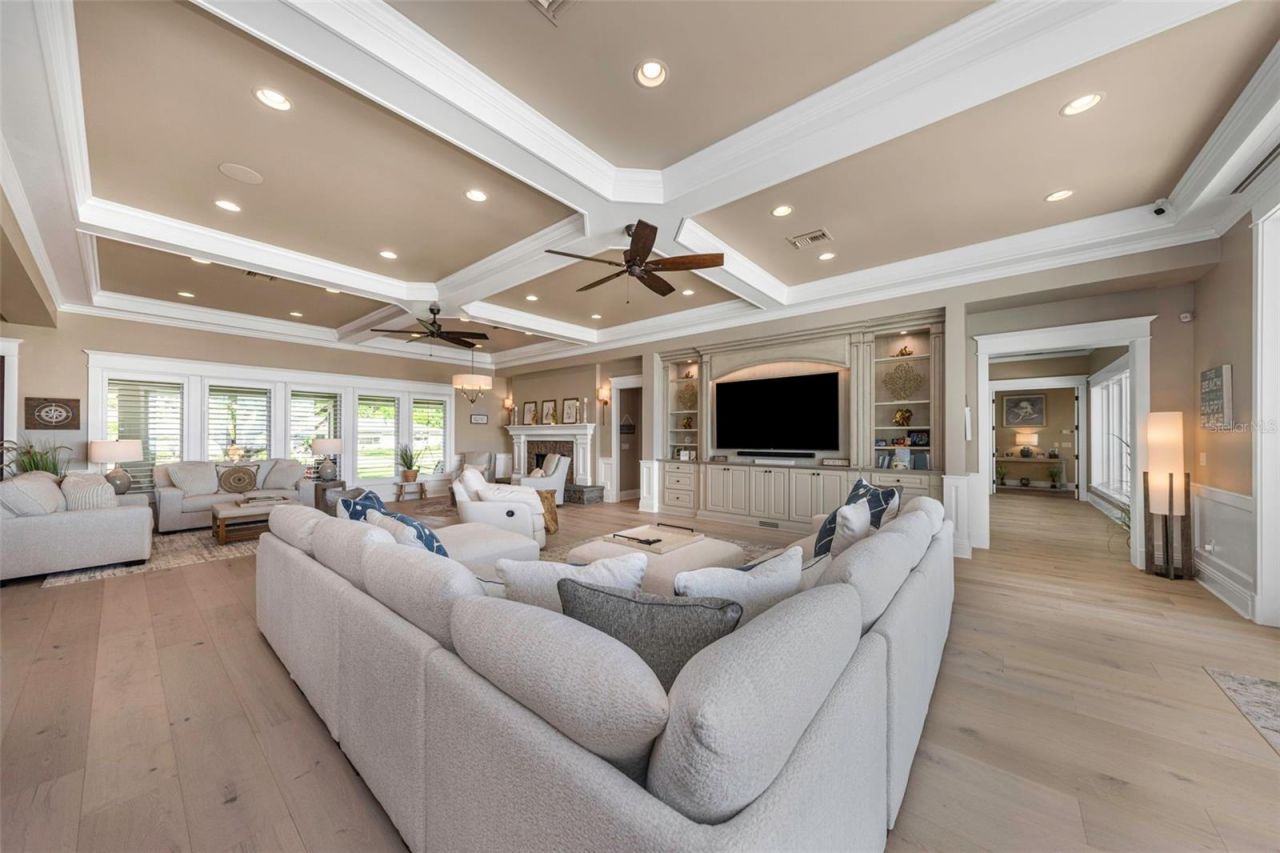 1744 Santa Barbara Drive, Dunedin, FL 34698 Photo