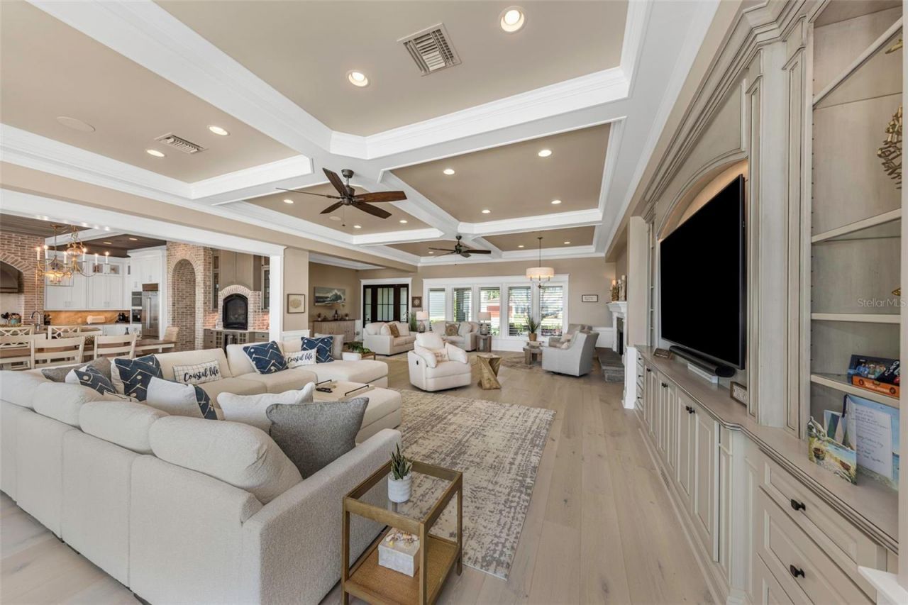 1744 Santa Barbara Drive, Dunedin, FL 34698 Photo