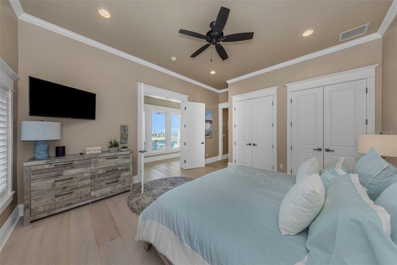 1744 Santa Barbara Drive, Dunedin, FL 34698 Photo