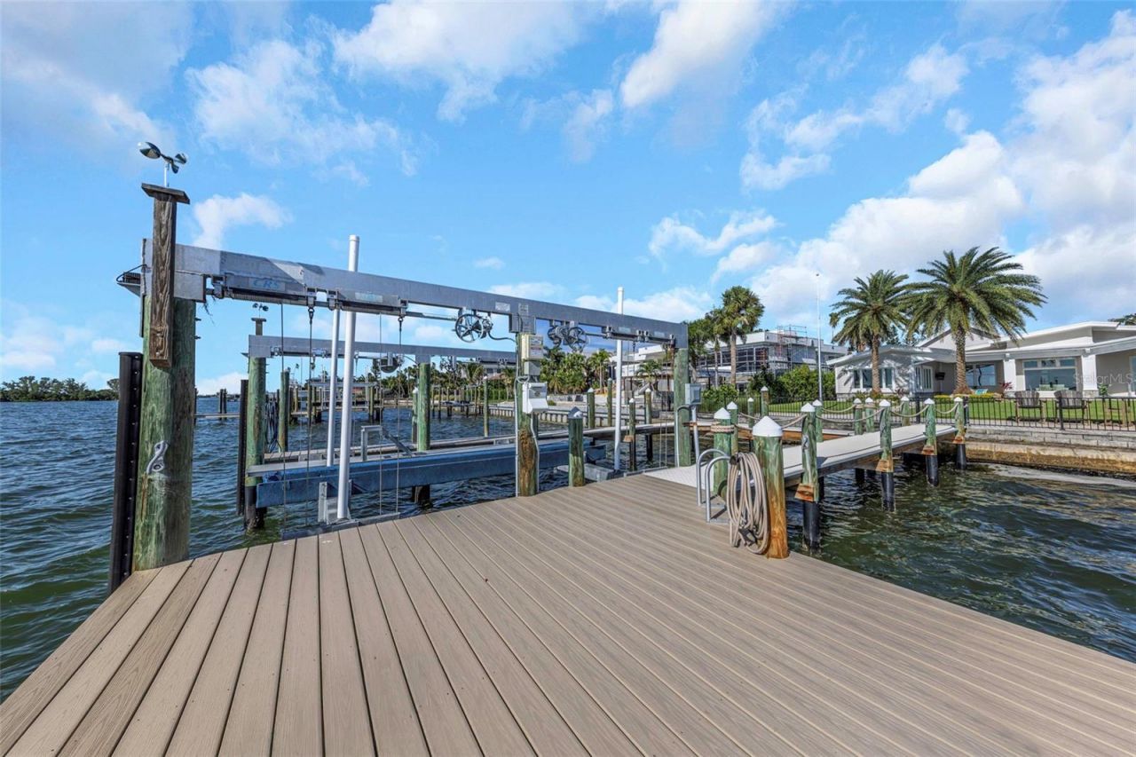 1744 Santa Barbara Drive, Dunedin, FL 34698 Photo
