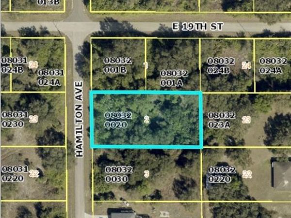 1820 Hamilton AVE , LEHIGH ACRES, FL 33972