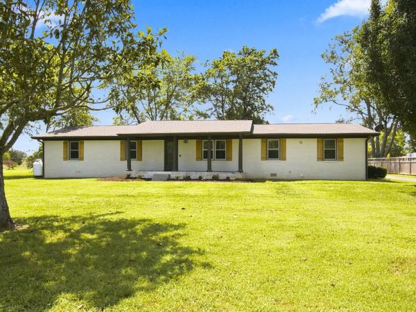 1261 Harrison Rd , Murfreesboro, TN 37128
