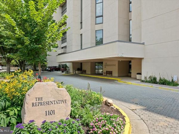 1101 S ARLINGTON RIDGE ROAD, Unit 402, ARLINGTON, VA 22202