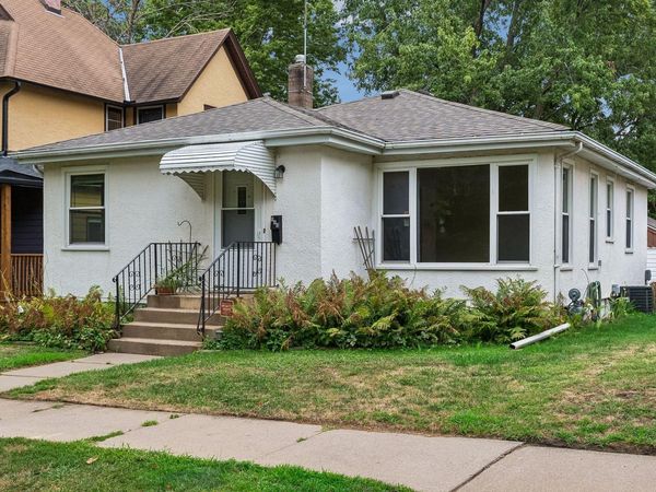 840 Armstrong Avenue, Saint Paul, MN 55102