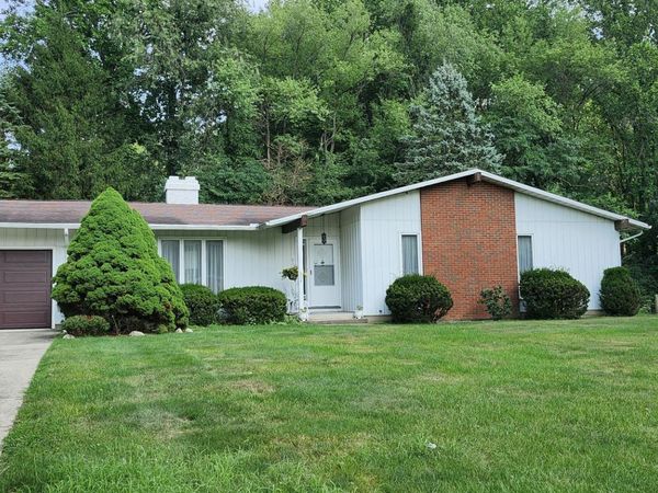 875 Skyline Drive, Niles, MI 49120