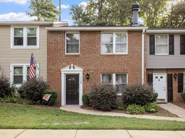 7728 Crown Crest Court, Raleigh, NC 27615