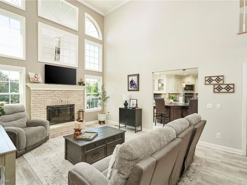 7950 Loriwood Circle NW, Massillon, OH 44646 Photo 5