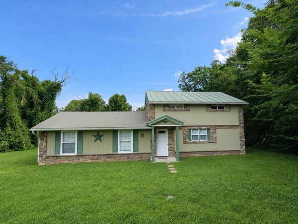 8879 US HWY 211 W, LURAY, VA 22835