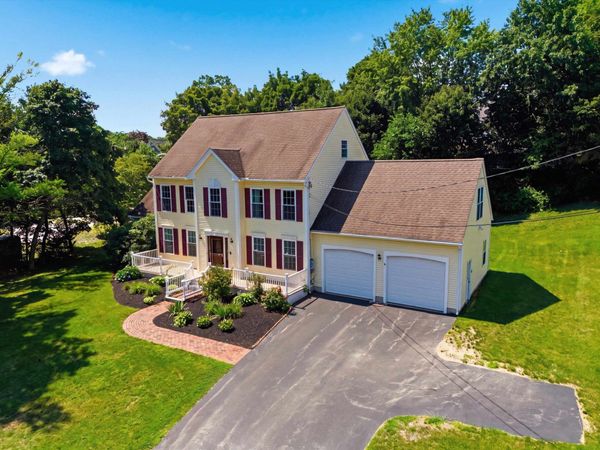 694 Walnut Street, Manchester, NH 03104