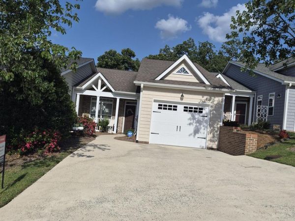 121 Hillhouse Lane, Ringgold, GA 30736