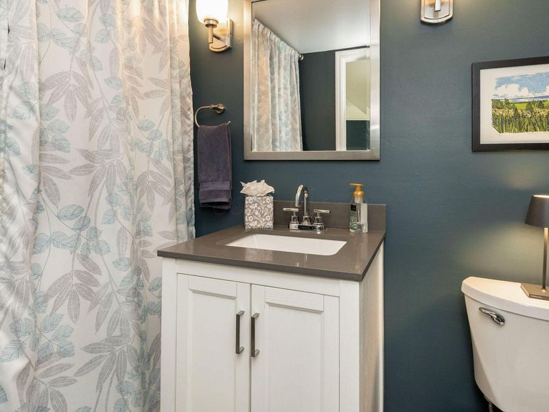 2828 Chateau Circle, Unit 84, Columbus, OH 43221 Photo 17