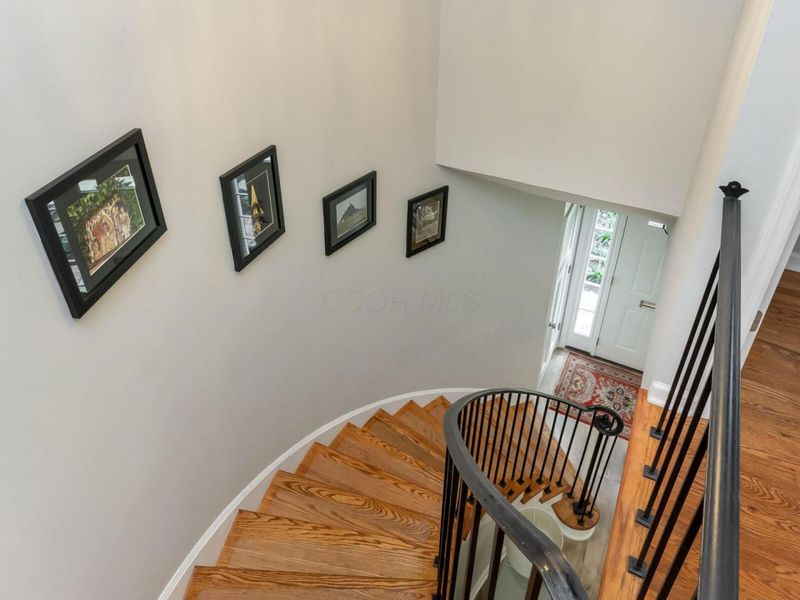 2828 Chateau Circle, Unit 84, Columbus, OH 43221 Photo 19