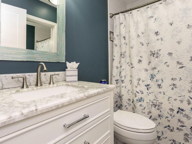 2828 Chateau Circle, Unit 84, Columbus, OH 43221 Photo 25
