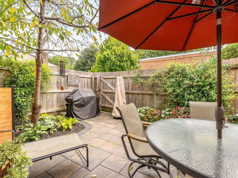 2828 Chateau Circle, Unit 84, Columbus, OH 43221 Photo 33