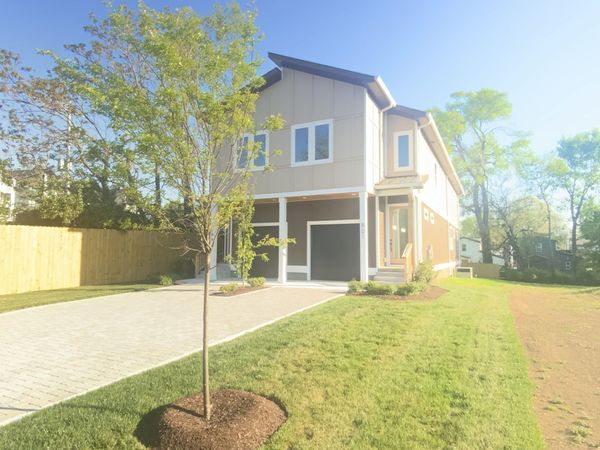 801 Fairwin Av , Nashville, TN 37216