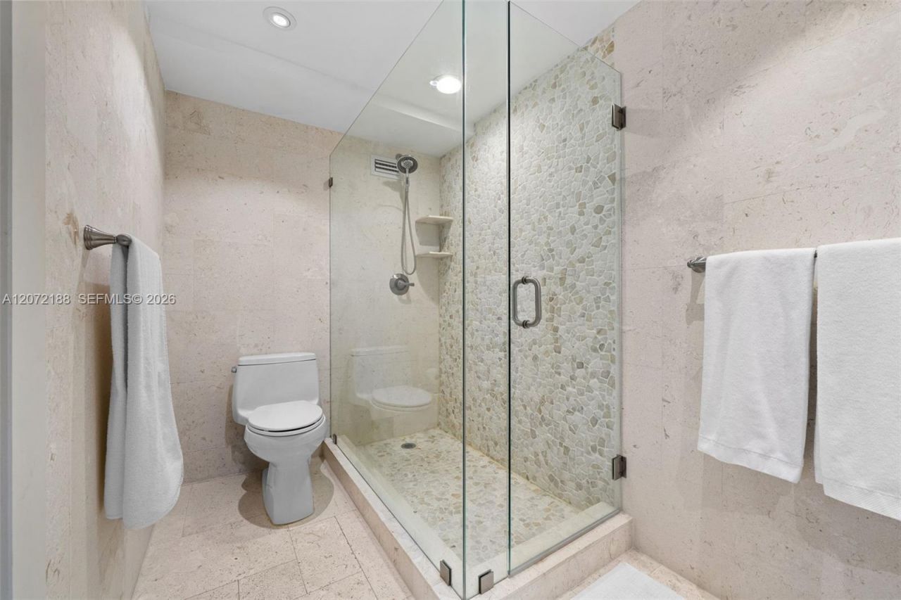 2301 Collins Ave , Unit 1007, Miami Beach, FL 33139 Photo