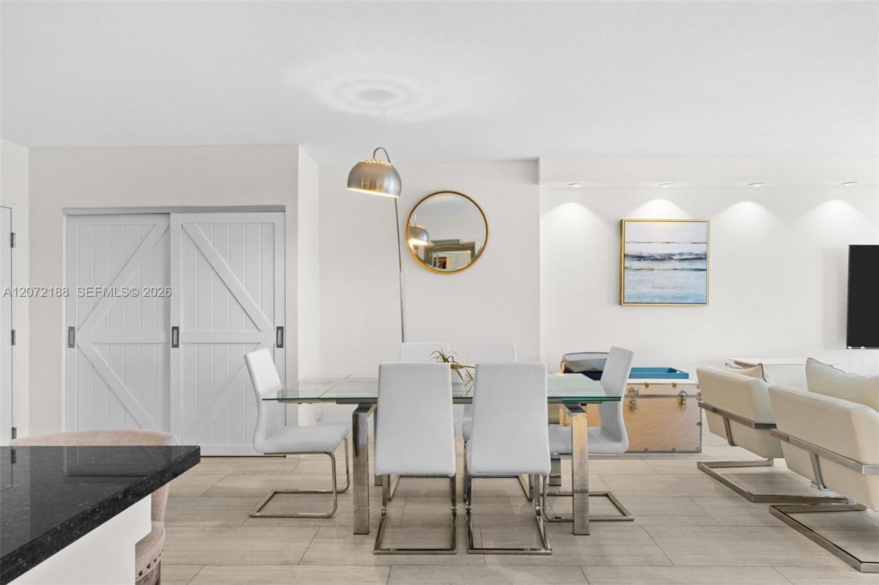 2301 Collins Ave , Unit 1007, Miami Beach, FL 33139 Photo