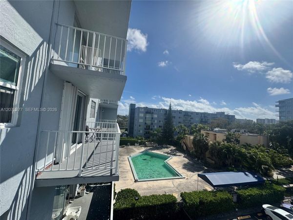 1470 NE 125th Ter , Unit 407, North Miami, FL 33161