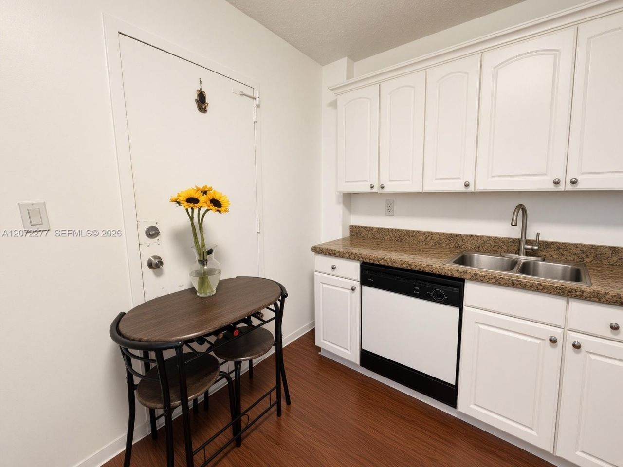 1470 NE 125th Ter , Unit 407, North Miami, FL 33161 Photo