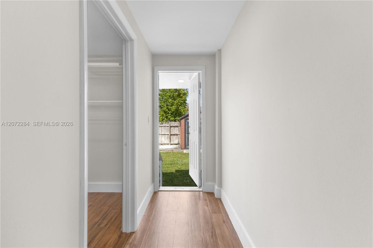 5990 NE 5th Ave, Miami, FL 33137 Photo