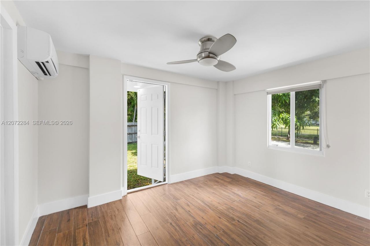 5990 NE 5th Ave, Miami, FL 33137 Photo
