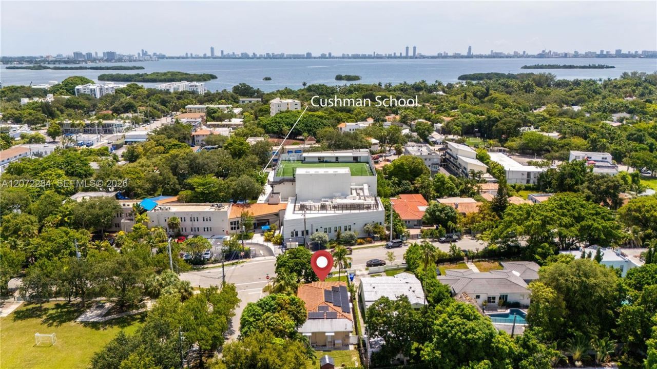 5990 NE 5th Ave, Miami, FL 33137 Photo