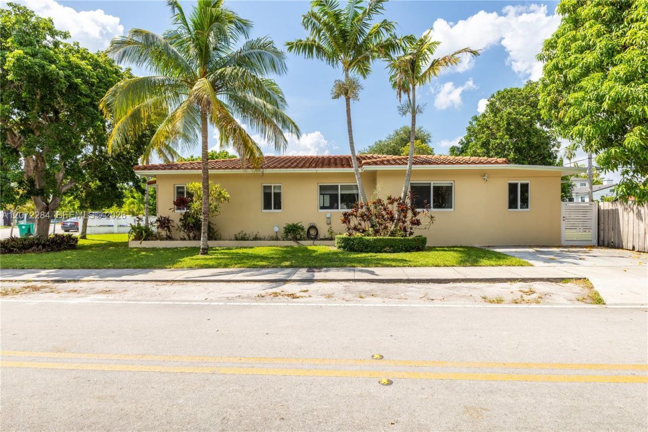 5990 NE 5th Ave, Miami, FL 33137 Photo