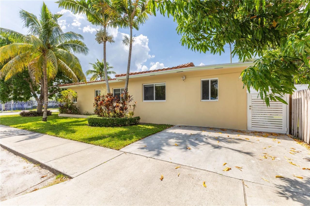 5990 NE 5th Ave, Miami, FL 33137 Photo