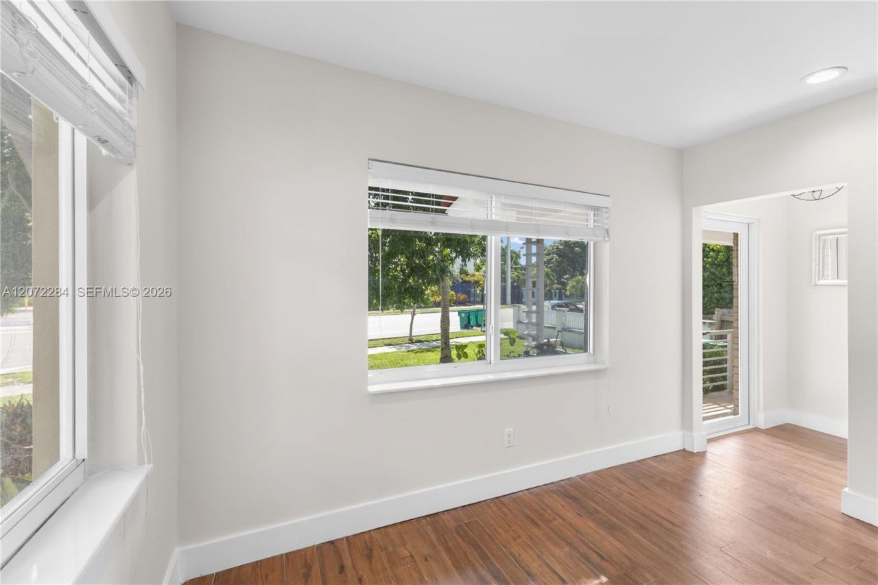 5990 NE 5th Ave, Miami, FL 33137 Photo